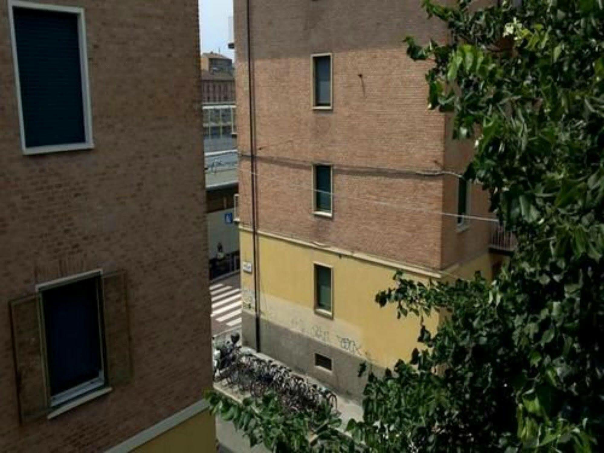 博洛尼亚Stazione Centrale住宿加早餐旅馆 外观 照片